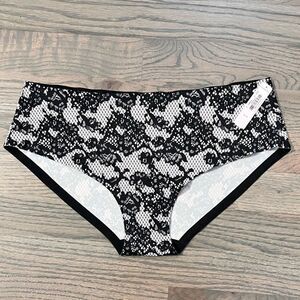 Victorias Secret Discontinued No-Show Sexy satin Hiphugger Panty black Small